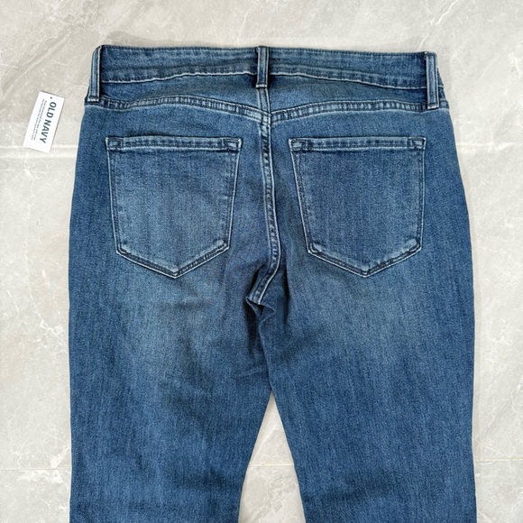 Women’s Old Navy Mid-Rise Wow Boot Cut Medium Wash Jeans Size 8 Petite - Picture 11 of 16